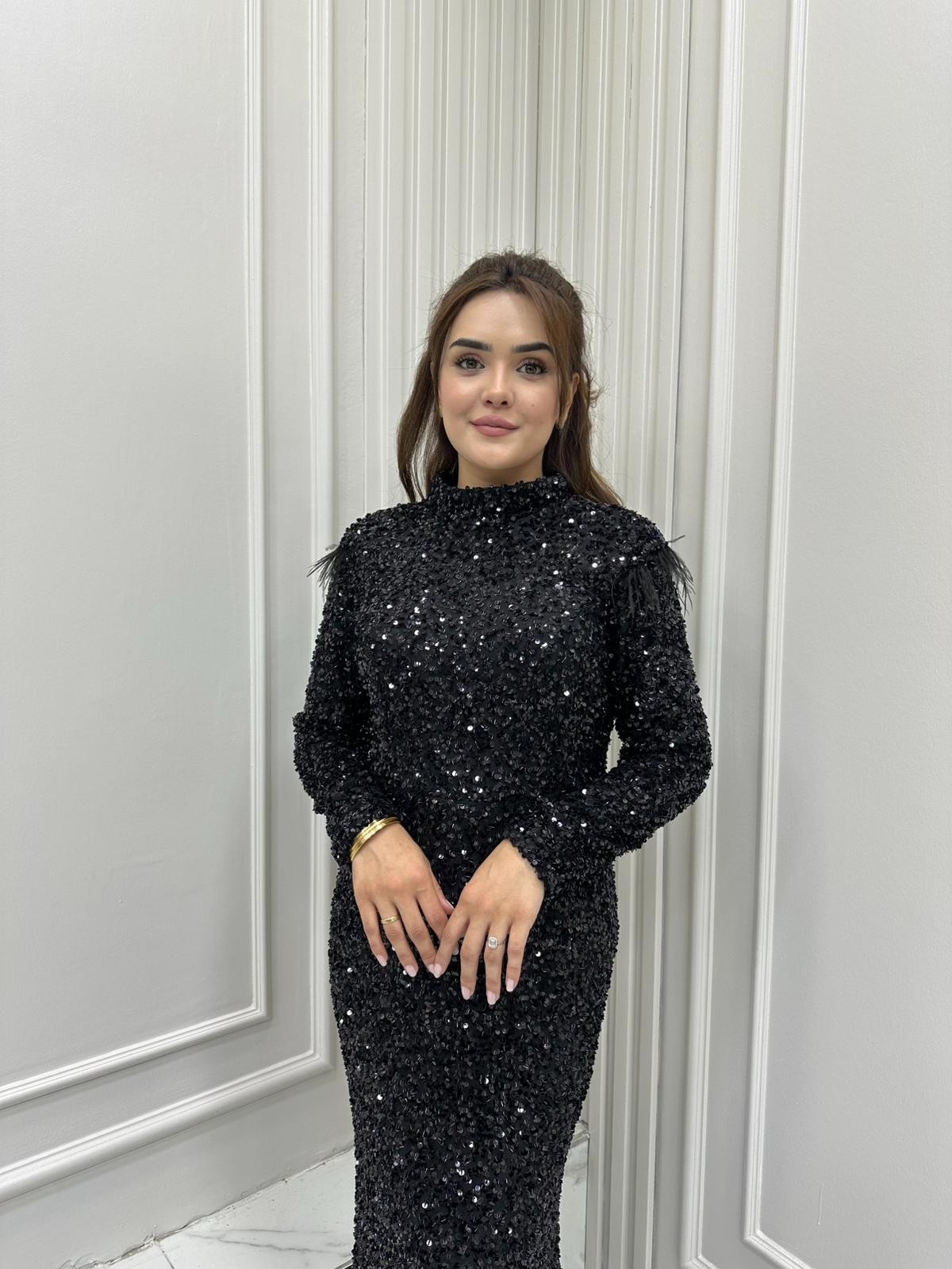 Pul Detay Abiye Siyah