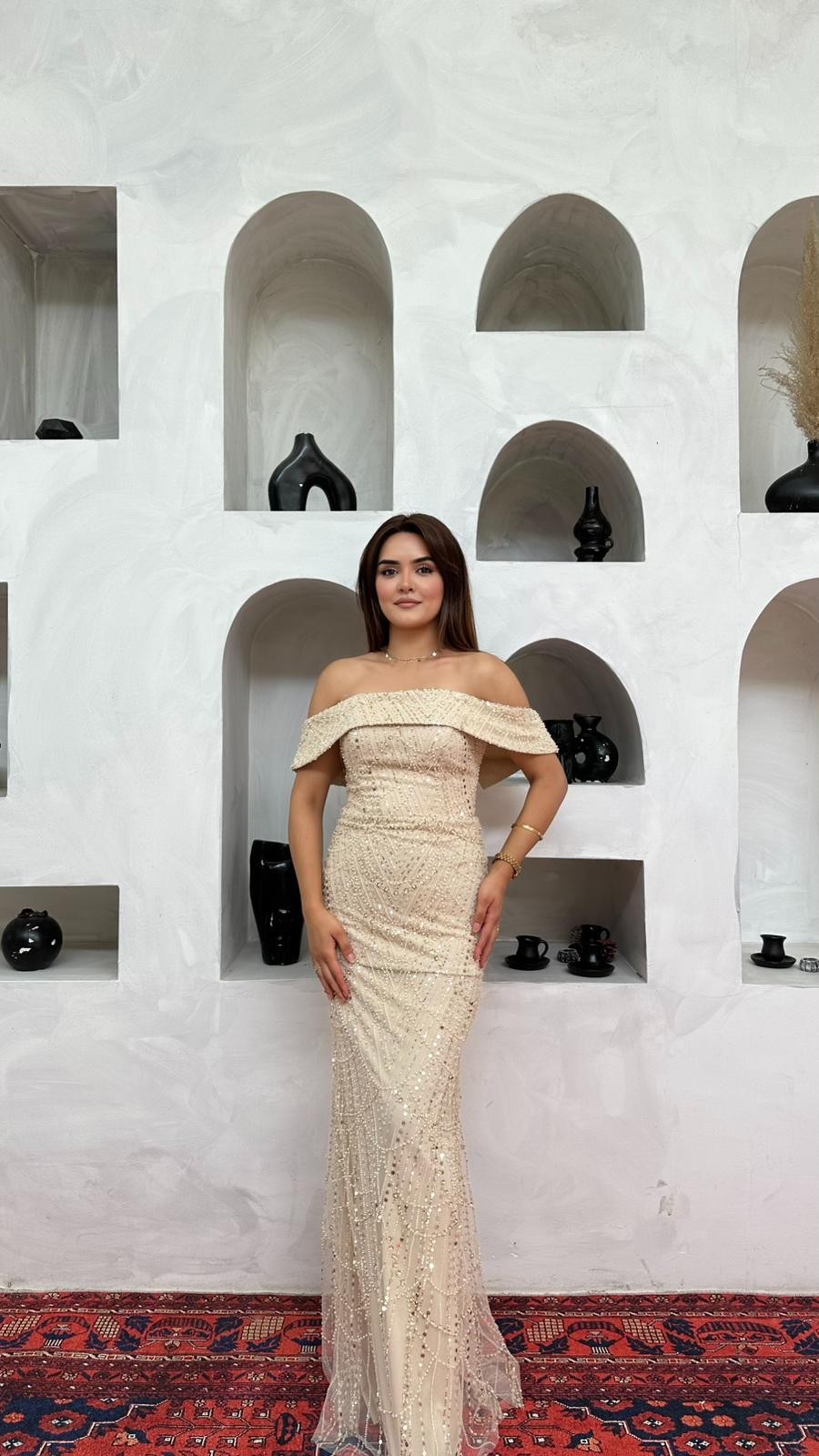 Kayık Yaka Model Abiye Bej