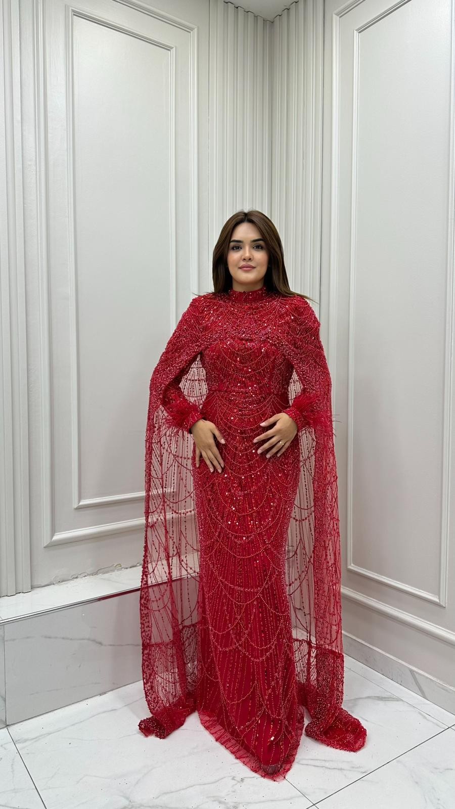 Kolu Tüylü Ada Abiye Kırmızı