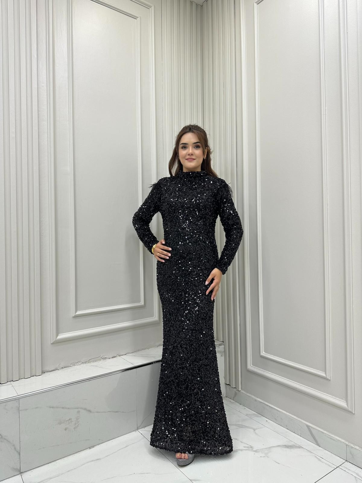 Pul Detay Abiye Siyah